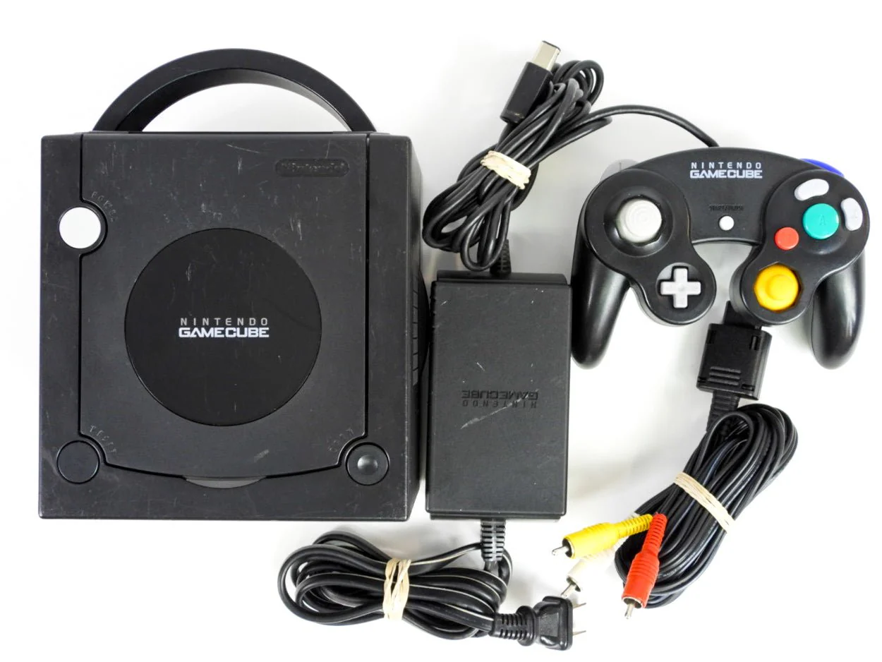 Nintendo GameCube System [DOL-001] Black with 1 Assorted Controller - Image 13