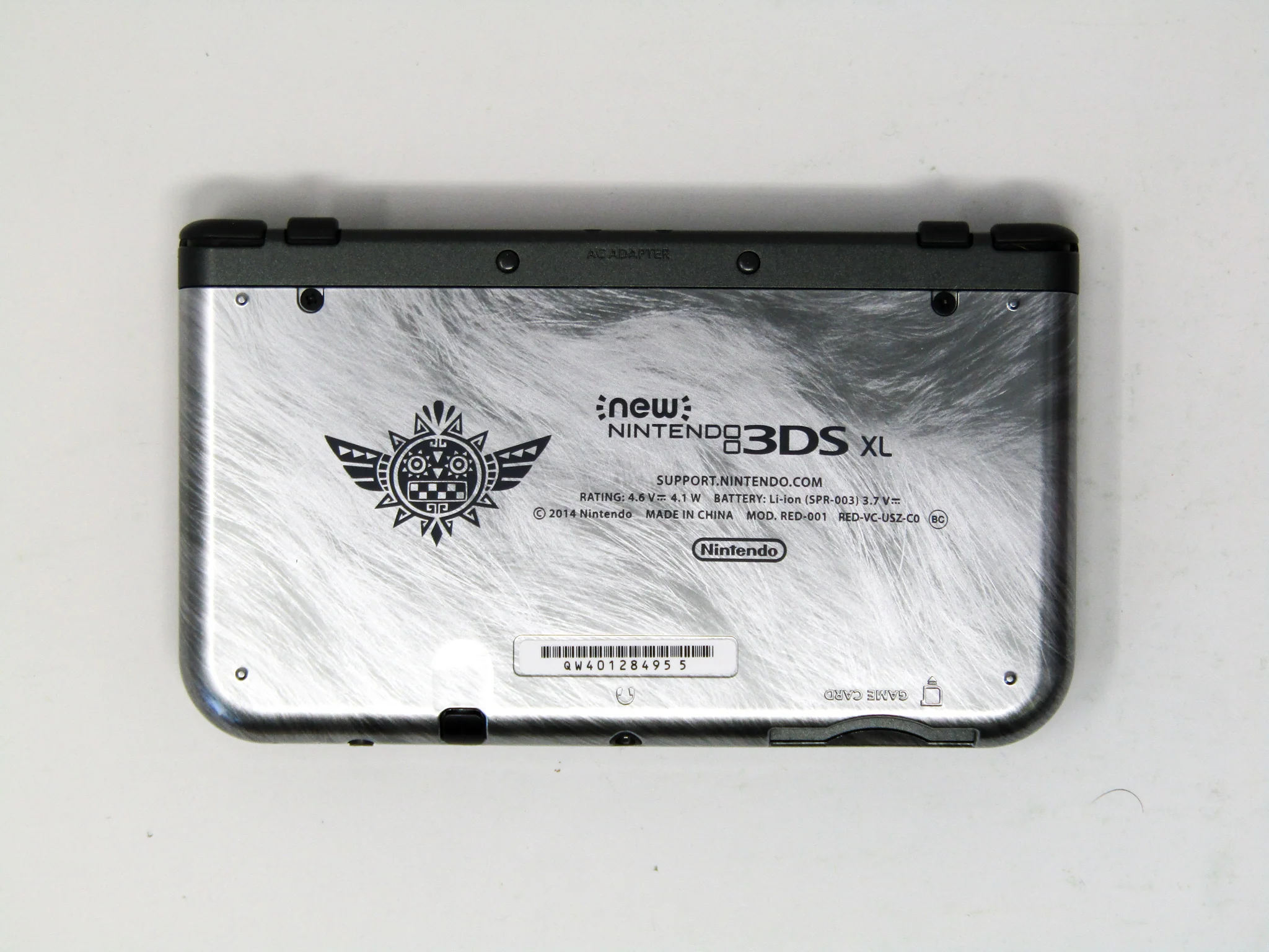 New Nintendo 3DS XL System [Monster Hunter 4 Edition] - Image 8