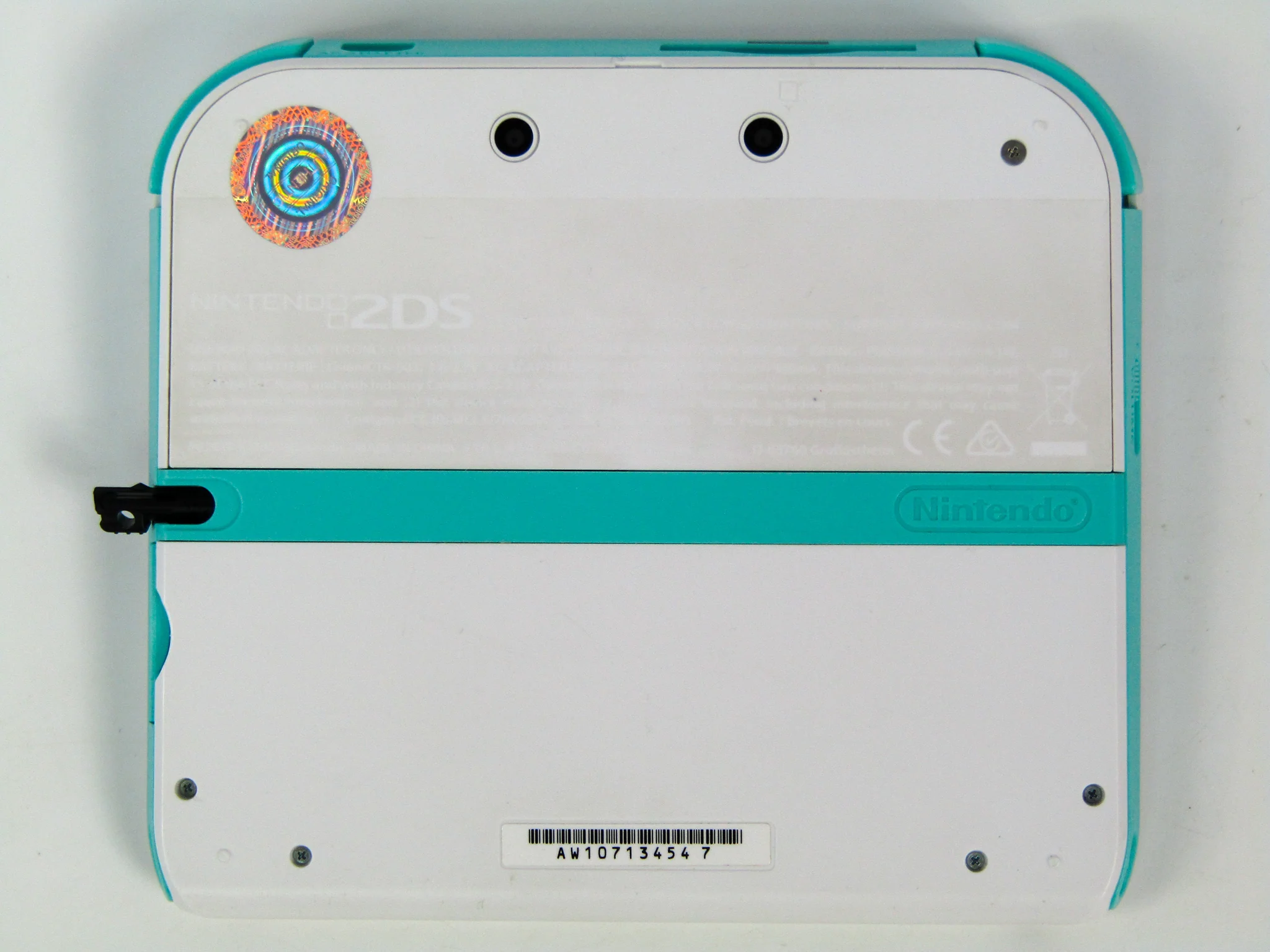 Nintendo 2DS System Seafoam - Image 2