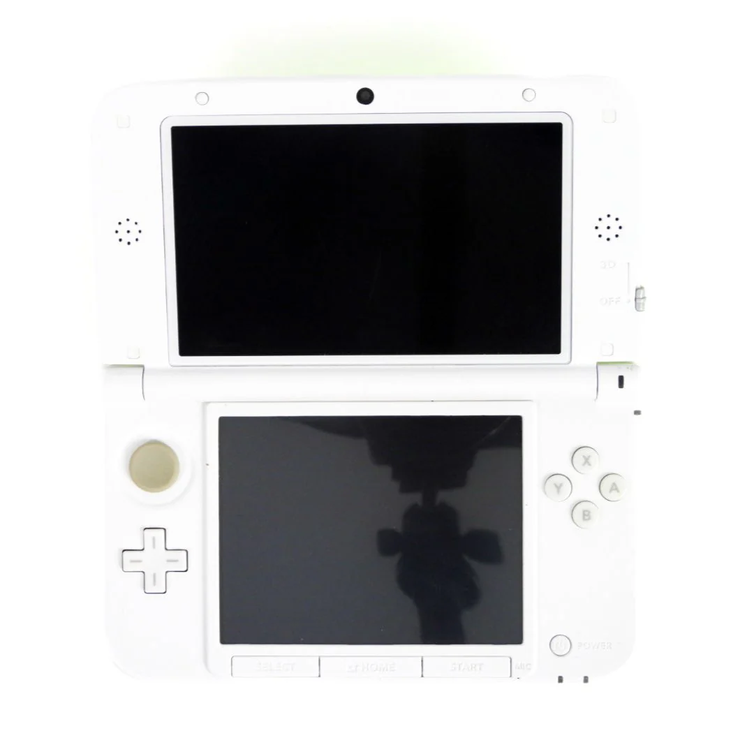 Nintendo 3DS XL System [Yoshi Limited Edition] - Image 7