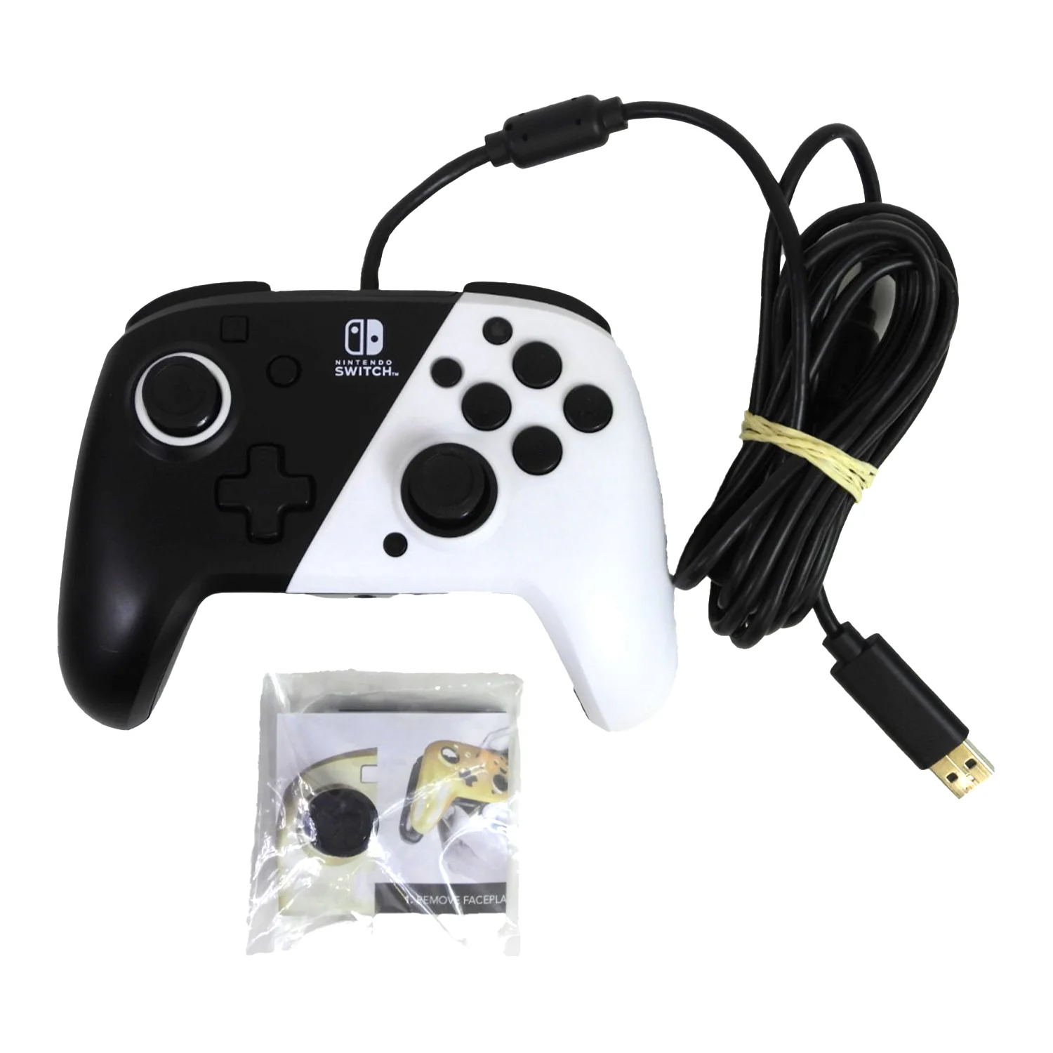 Nintendo Switch Faceoff Deluxe+ Audio Black and White Wired Controller [PDP] - Image 3