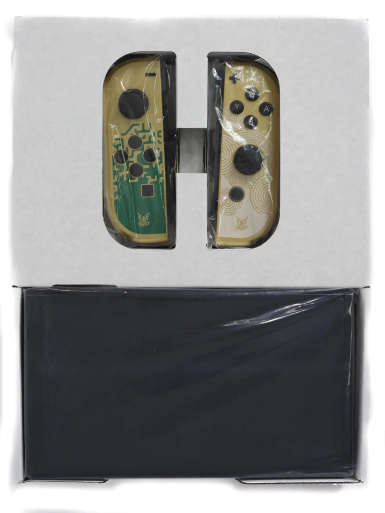 Nintendo Switch OLED System [The Legend of Zelda: Tears of the Kingdom] - Image 3
