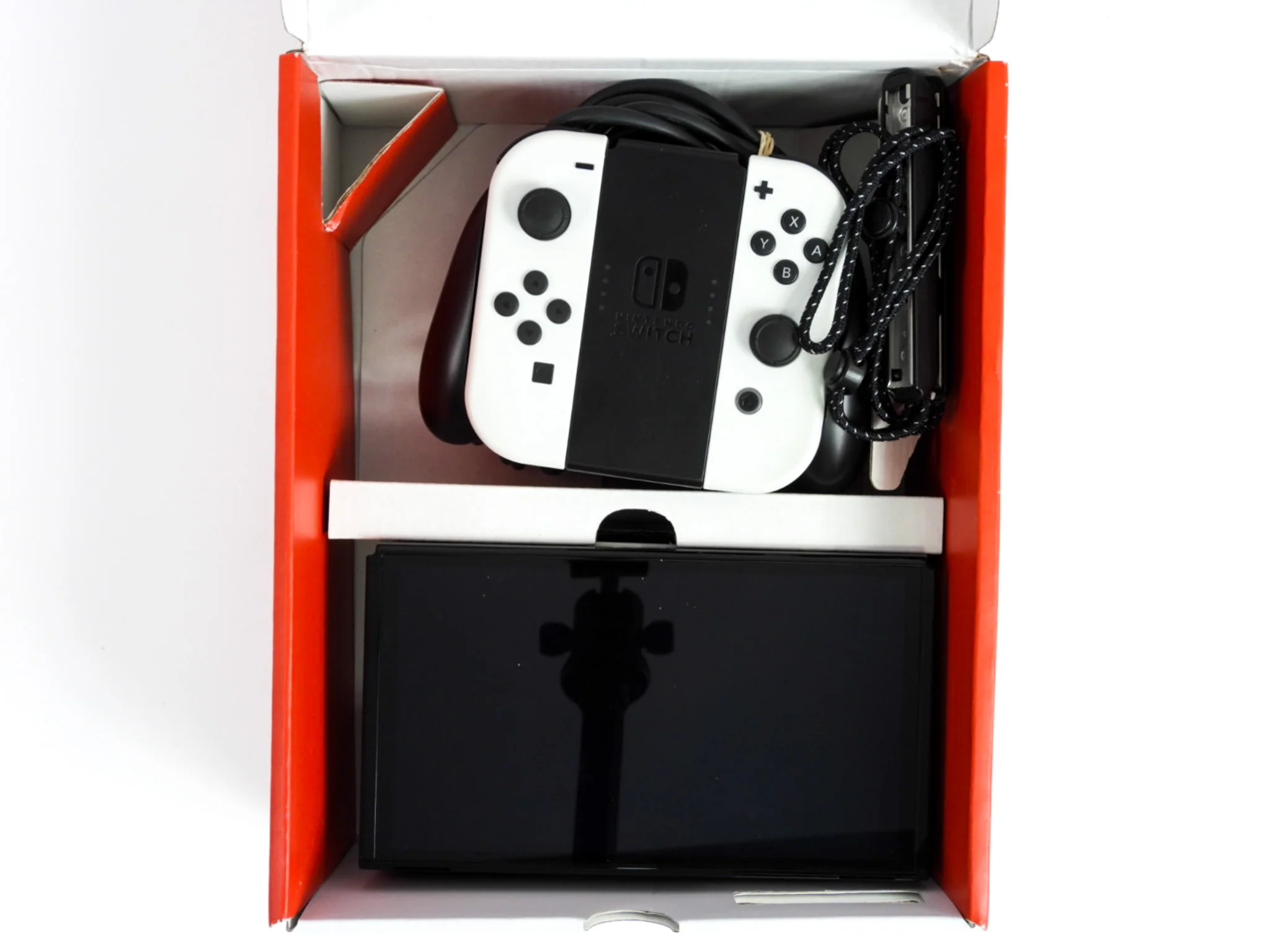 Nintendo Switch OLED System [White Joy-Con] - Image 4