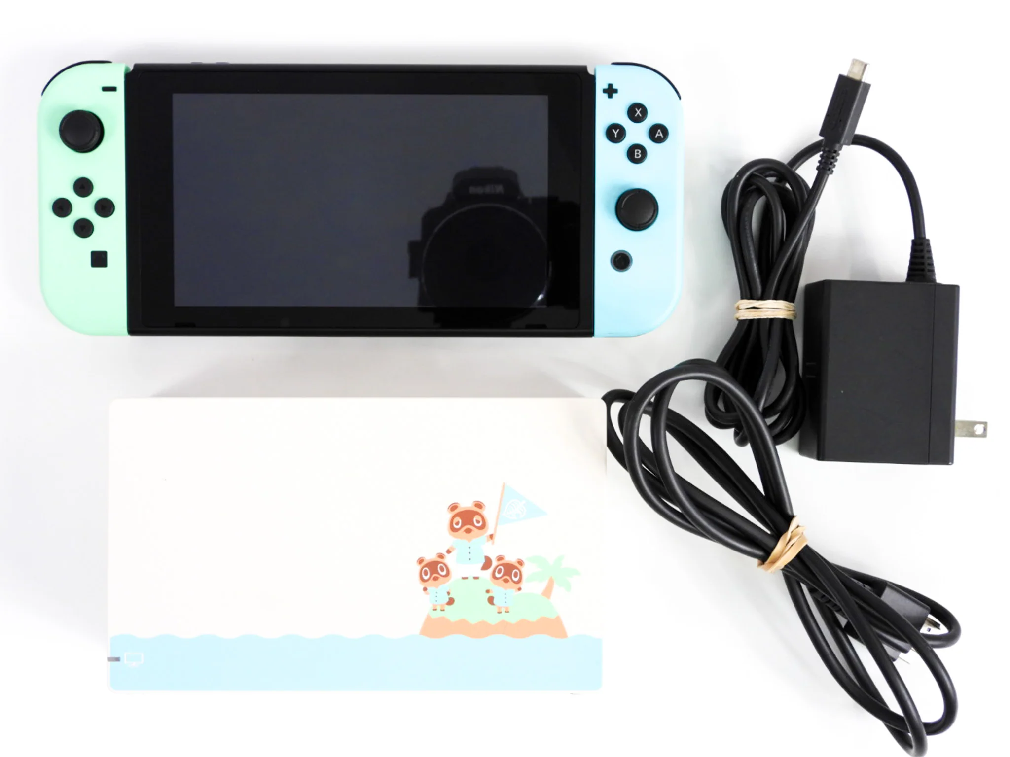 Nintendo Switch System [Animal Crossing: New Horizons Edition] - Image 9