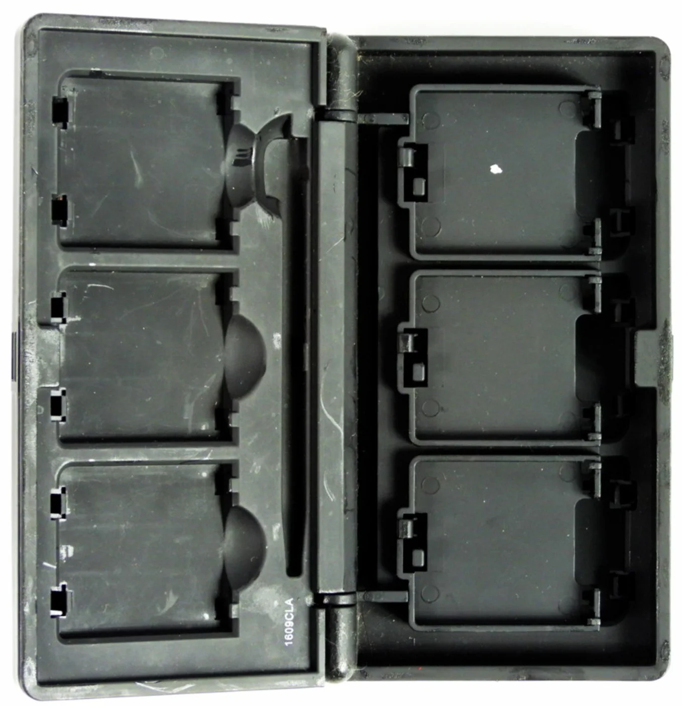 Official Nintendo DS Mario Travel Mega Game Case (Nintendo DS) - Image 3