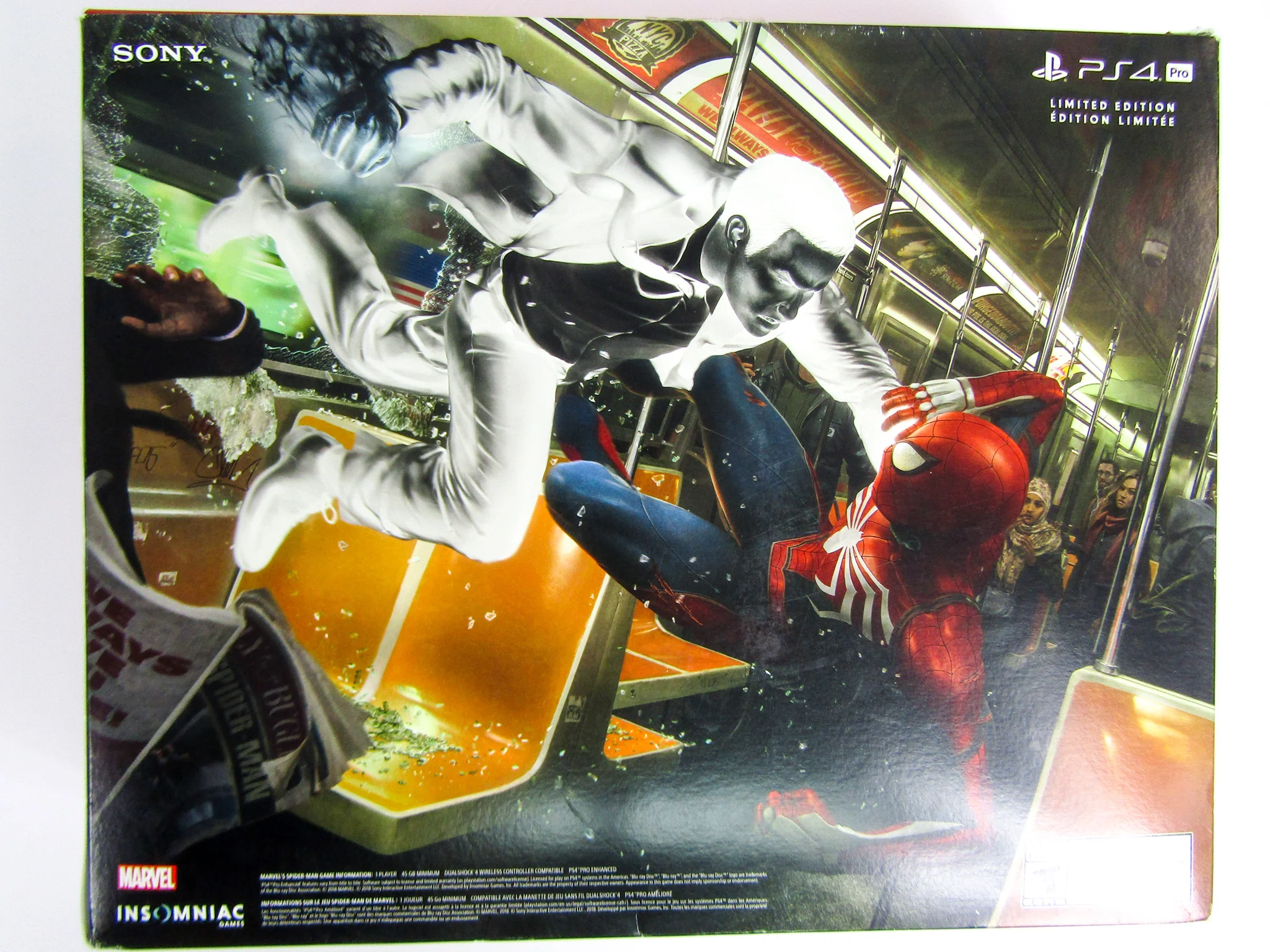 PlayStation 4 Pro System [Spiderman Edition] 1 TB (PS4) - Image 2