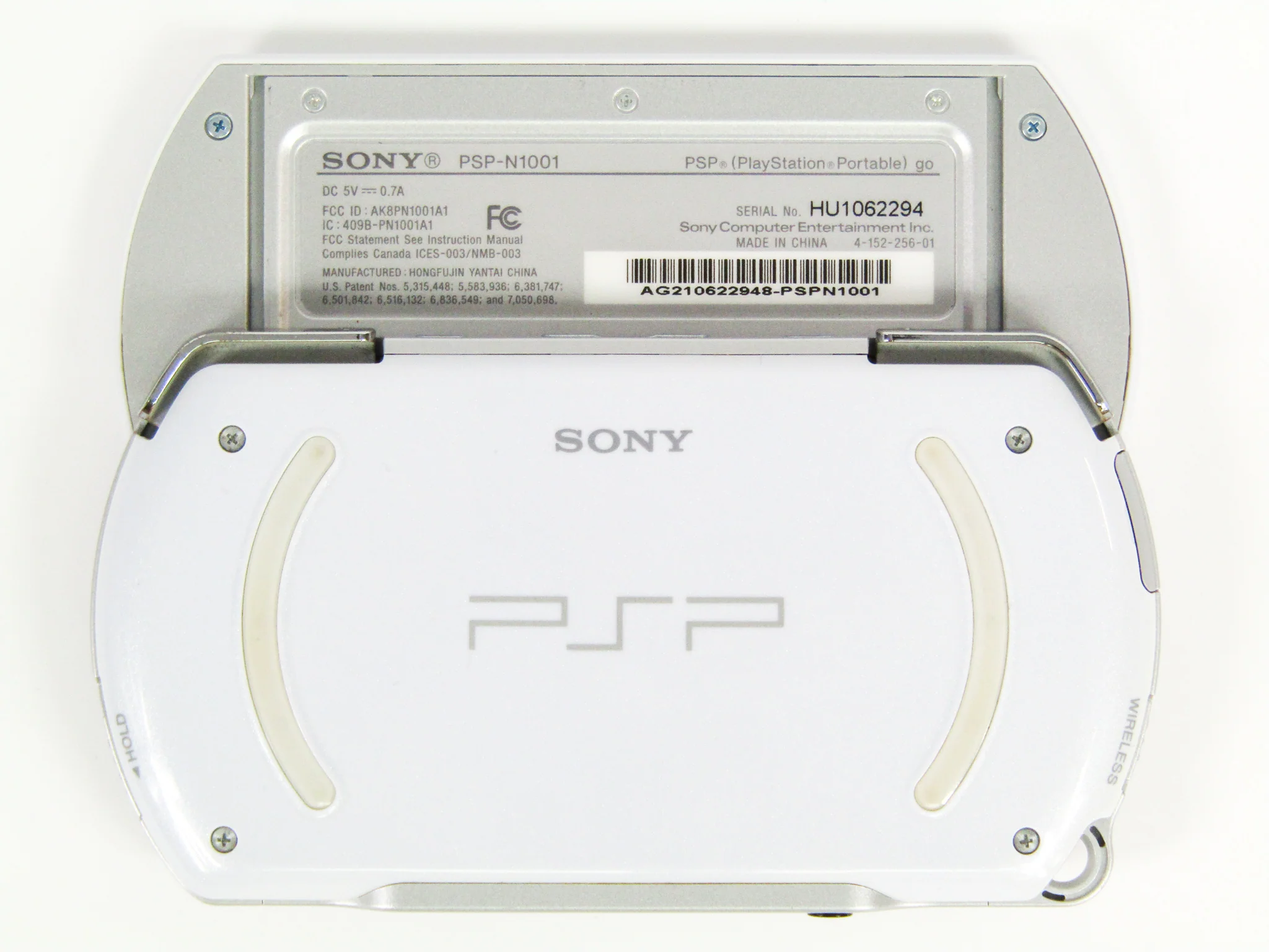PlayStation Portable Go System Pearl White (PSP) - Image 3