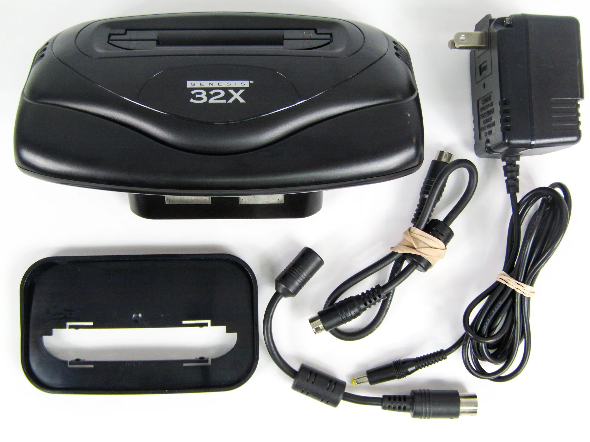 Sega 32X Unit [Genesis Model 1+2 Cables] (Sega 32X) - Image 18