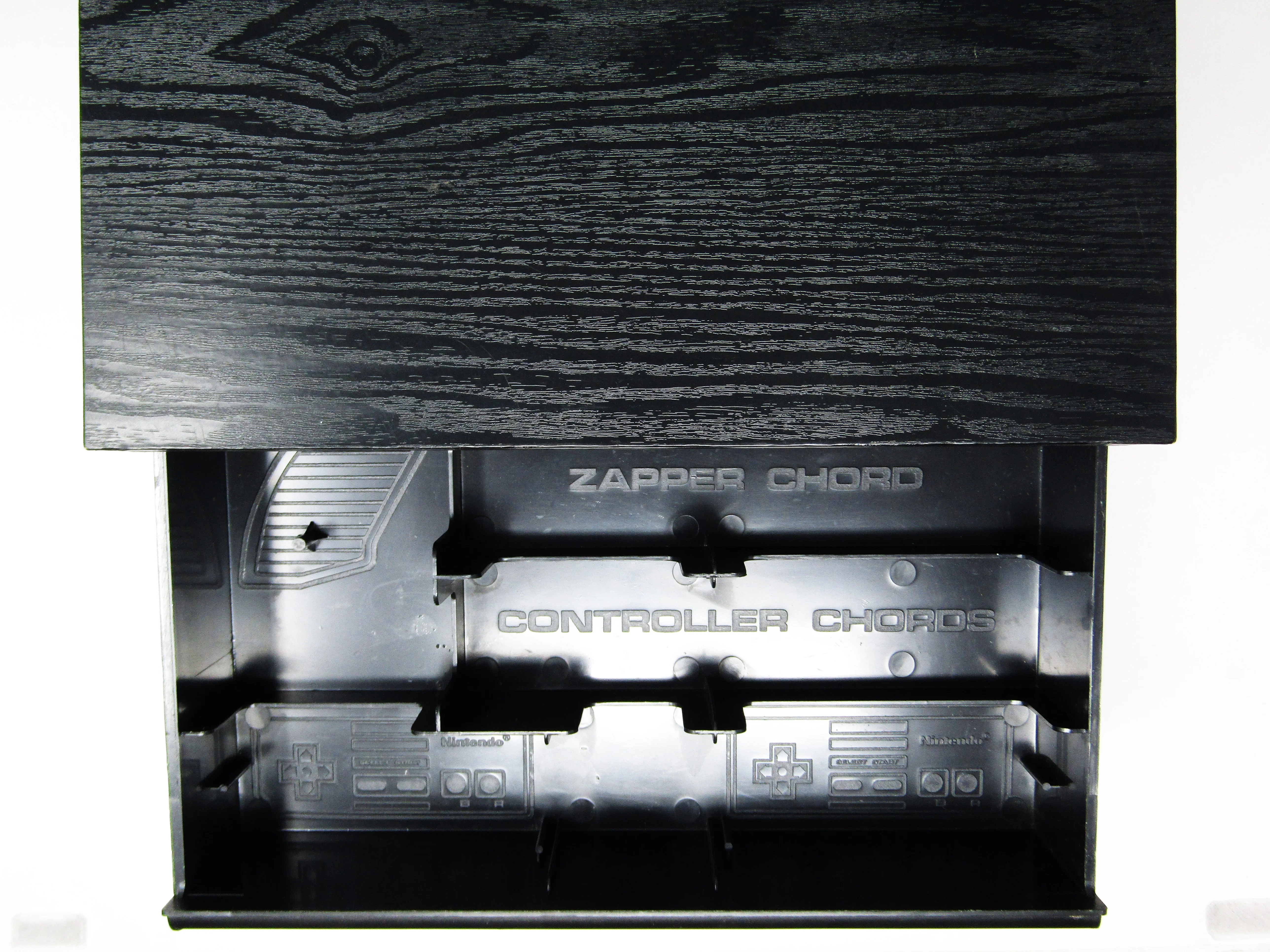 Vintage Wooden System Nintendo NES Storage (Nintendo / NES) - Image 3