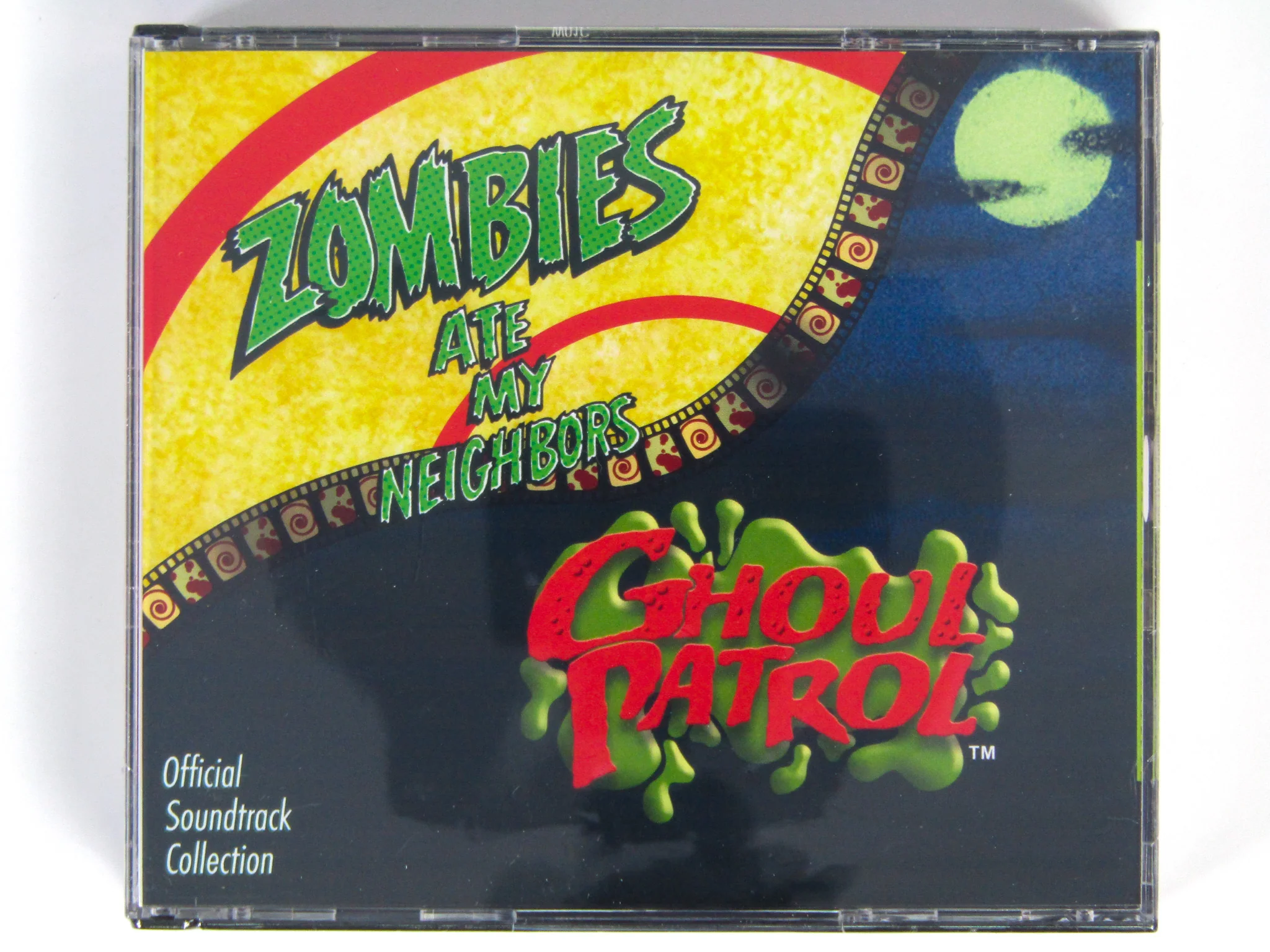 Zombies Ate My Neighbors & Ghoul Patrol [Collector's Edition] [Limited Run Games] (PlayStation 4 / PS4) - Image 7